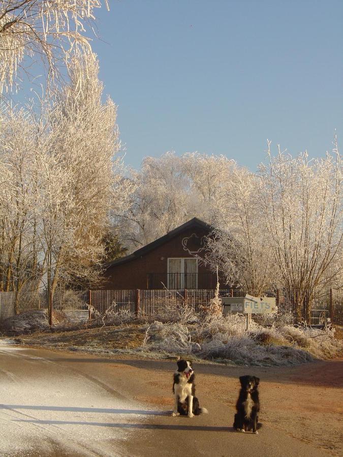 Roosje Van Ooy Ooij Exterior foto